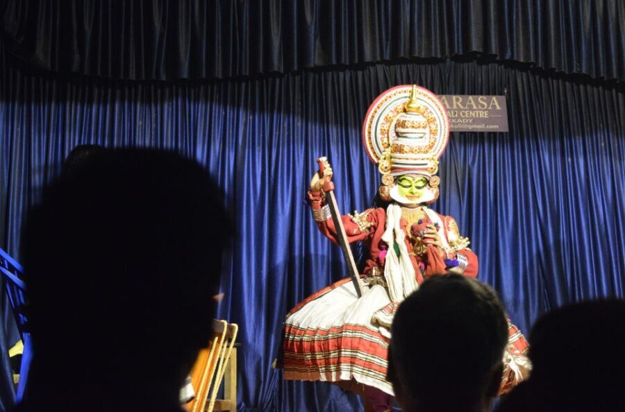 Kochi: Kathakali Evening Dance Show w/ Dinner & Transfer - The Value and What You Should Know