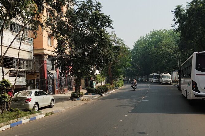Kolkata - A Sea of Faces and A Thousand Places (local guide) - The Experience, Transportation, and Group Dynamics