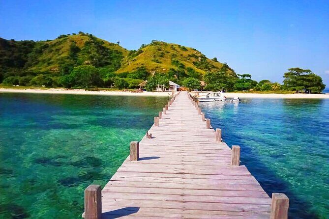 Komodo Tour 3D/2N Live on Board -Join Group Category-Share Cabin - The Sum Up