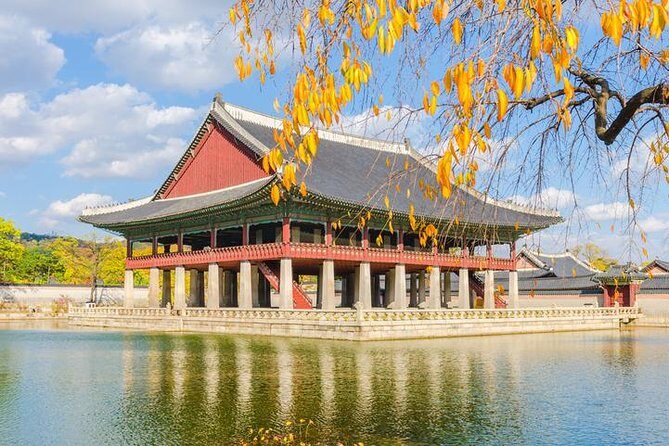 Korean History & Heritage Tour - Exploring Seoul’s Heritage in Depth
