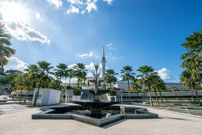 Kuala Lumpur & Batu Caves Combo Tour SIC - A Closer Look at the Tour Experience