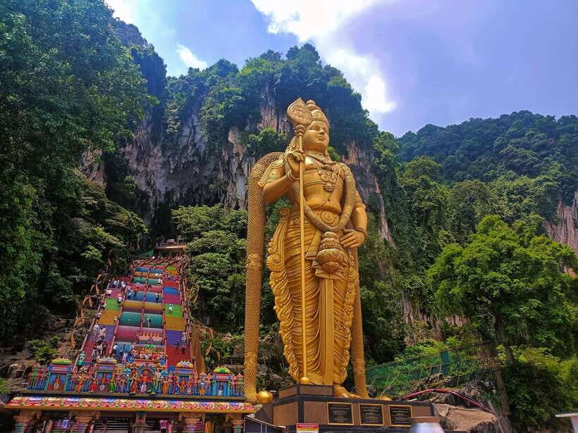 Kuala Lumpur: Batu Caves, Ramayana Caves and Kanching Falls - What to Expect and Tips for Your Visit