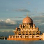 Kuala Lumpur Full Day City Tour Include Putrajaya & Batu Caves - Who Is This Tour Best Suited For?