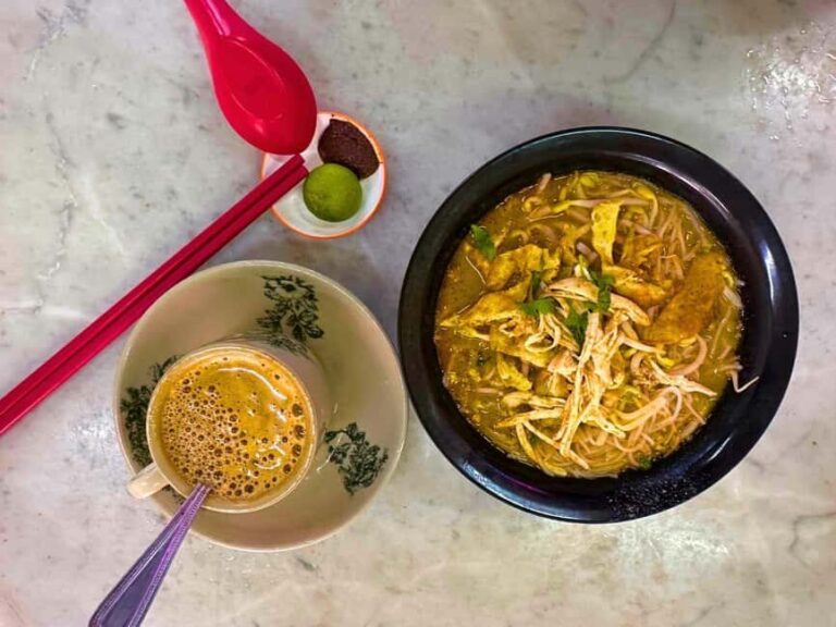 Kuching: Walking Tour with Sampan Boat Ride and Lunch - A Deep Dive into the Kuching Walking Tour Experience