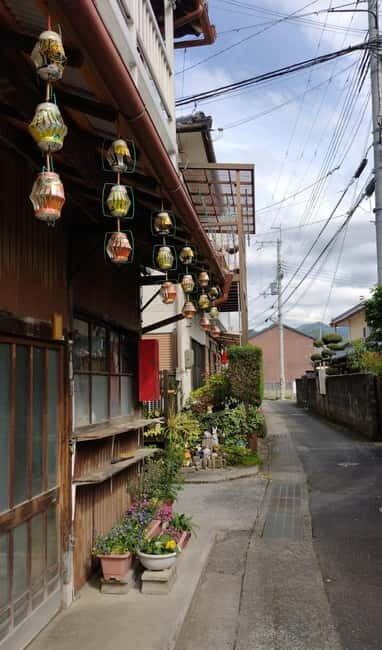 Kudoyama: Foot of Koyasan Historical Town Cycling Tour - Exploring Kudoyama: A Closer Look
