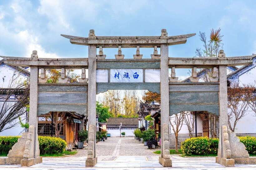 Kunming: Yunnan Ethnic Village & Western Hills Private Tour - A Deep Dive into the Tour Experience