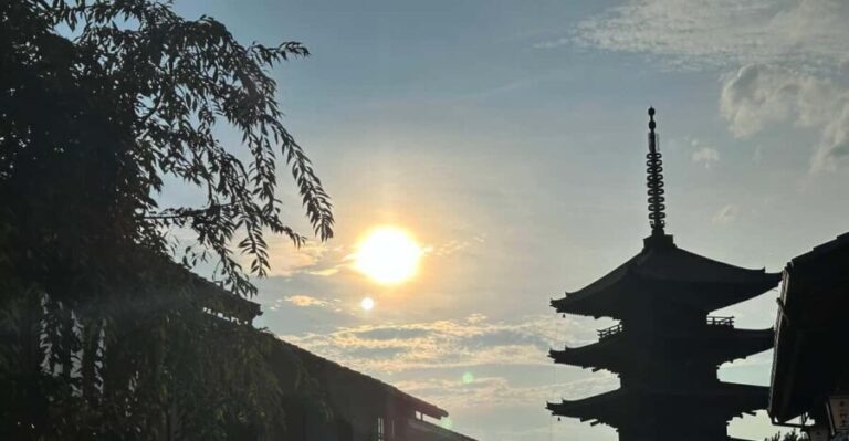 Kyoto: Gion & Geisha district evening tour - The Experience: Walking Through Kyoto’s Nighttime Charm