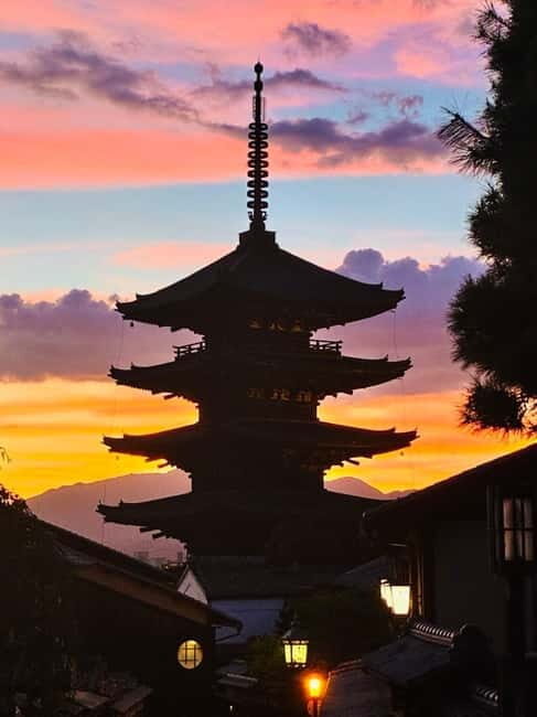 Kyoto: Gion Geisha District & Hidden Gems Walking Tour - The Breakdown of the Tour Experience