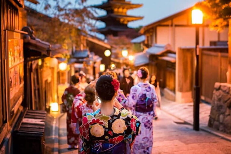 Kyoto: Gion Night Walking Tour with Local Guide - A Deep Dive into the Kyoto Gion Night Tour