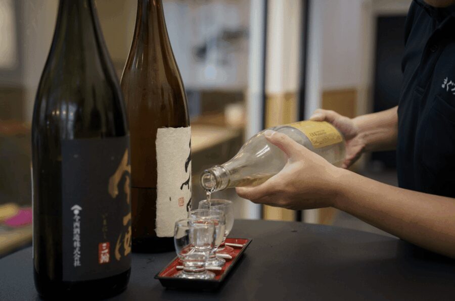 Kyoto: Gion & Pontocho Food Tour with 13 Dishes - The Sum Up