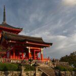 Kyoto: Kiyomizudera, Higashiyama and Yasaka Discovery Tour - Kodaiji Temple: Elegance and Serenity