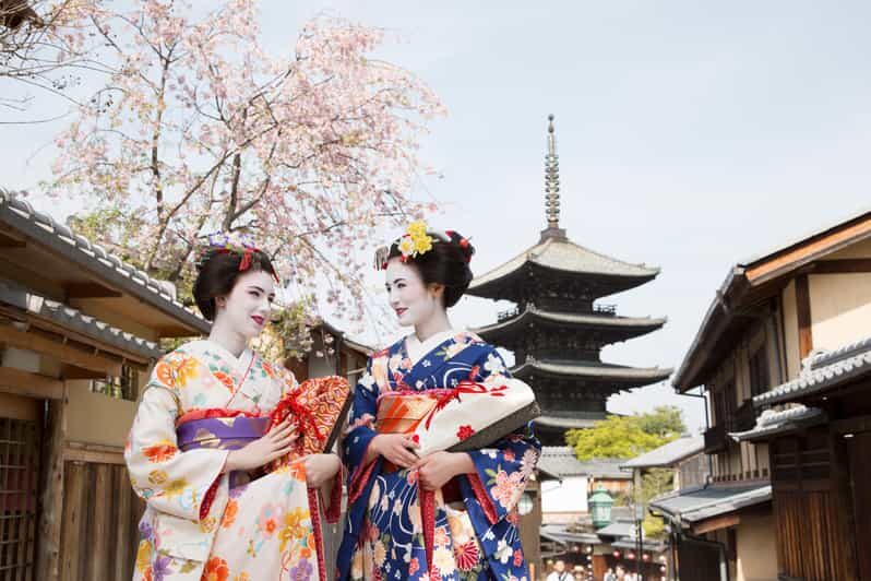 Kyoto : Maiko Makeover stroll and photo shoot experience - Frequently Asked Questions