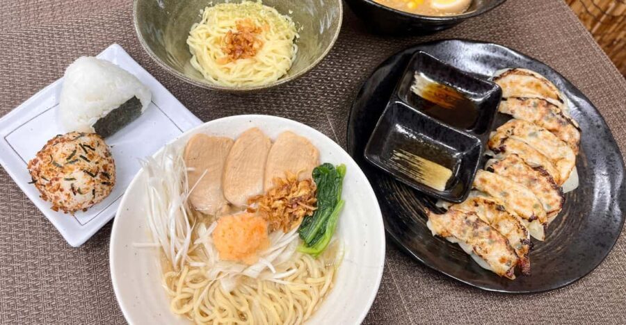 Kyoto: Ramen, Gyoza, and Onigiri Cooking Class - What the Reviews Say