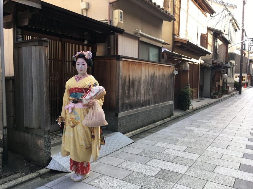Kyoto: The Geisha Districts of Kyoto Walking Tour - The Sum Up