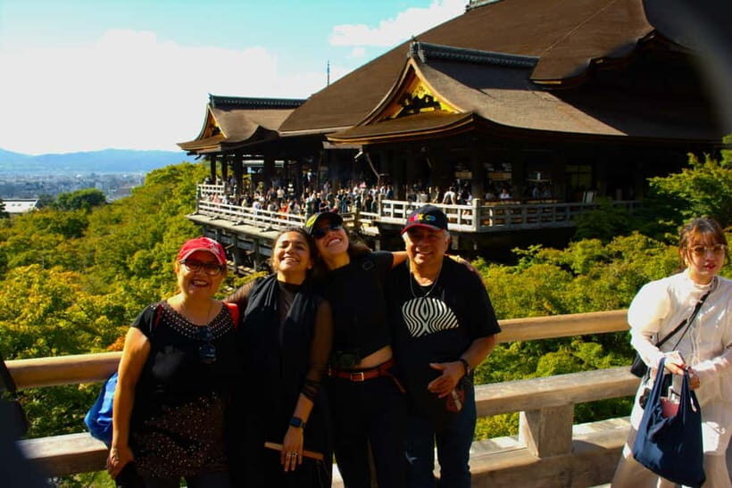 Kyoto: Walking tour Kiyomizu, Geisha District with a Local - What to Expect from the Tour
