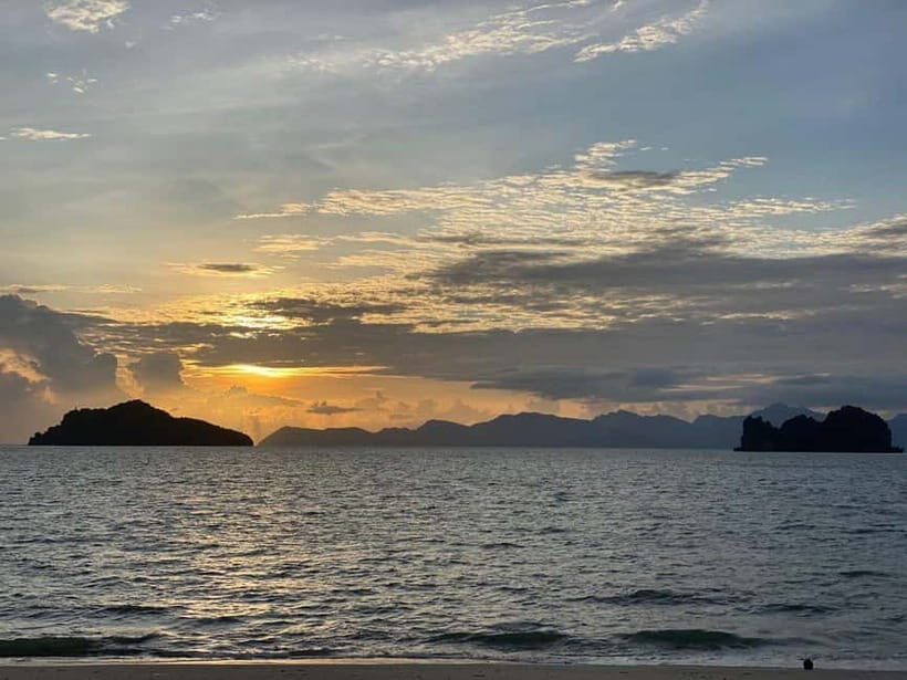 Langkawi: River Cruise and Sunset Cruise Lunch Available - Who Should Consider This Tour?