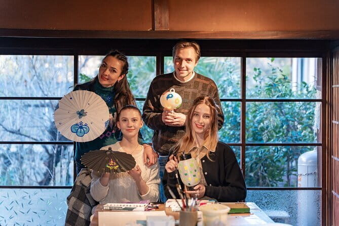 Lantern and Mini Japanese Umbrella Painting with Artisan Visit - An In-Depth Look at the Lantern and Mini Umbrella Tour
