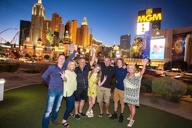 Las Vegas Strip by SUV Stretch Limo with Personal Photographer - Who Is This Tour Perfect For?