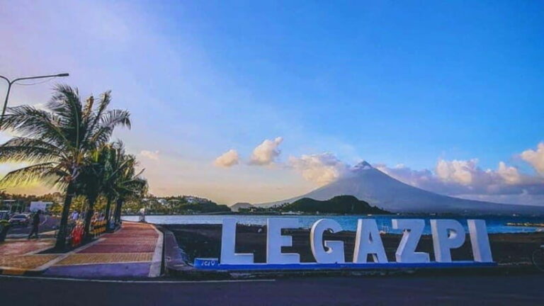 Legazpi City Half Day Join-In-Tours by ZCHEDULISTA - Exploring Sumlang Lake and Mayon Volcano