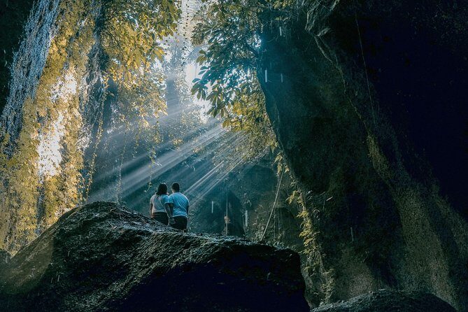 Lempuyang Heaven Gate ,water Palace and Tukad Cepung waterfall Tour - Transportation and Comfort