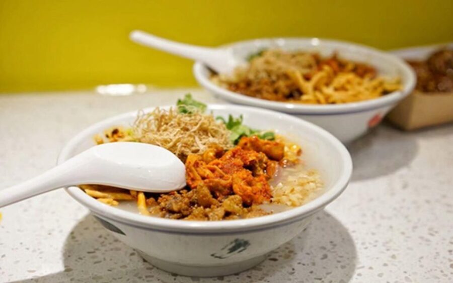 Leshan Buddha boat and food half day trip - The Food Tour: A Delicious Dive into Local Life