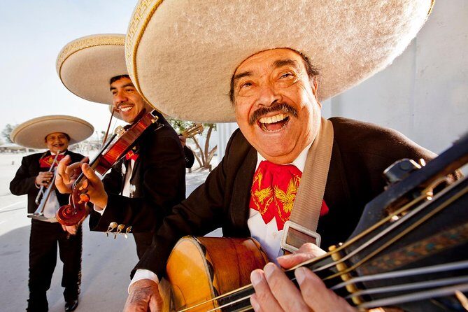 Live a Mexican Night in Plaza de los Mariachis - FAQ