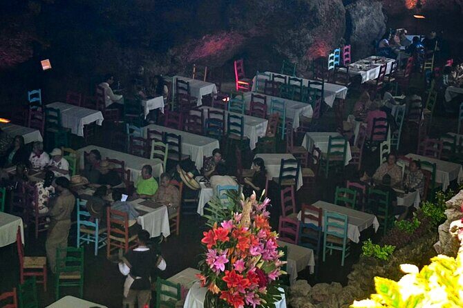 Local Fun from CDMX to The Grotto and the Pyramids of Teotihuacá - A Well-Structured Itinerary