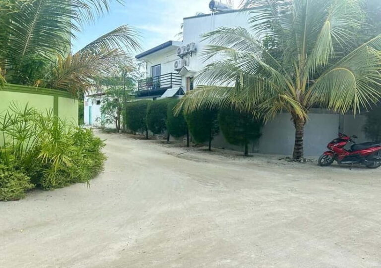 Local island(Himmafushi) tour from Male'/ Hulhumale Maldives - Why Choose This Tour?