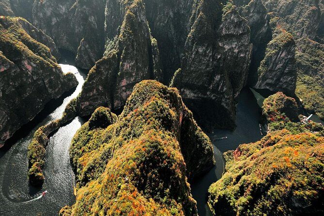 Longqingxia Gorge Cruise and Badaling Unrestored Great Wall Private Day Tour - A Deep Dive into the Tour’s Highlights and Details