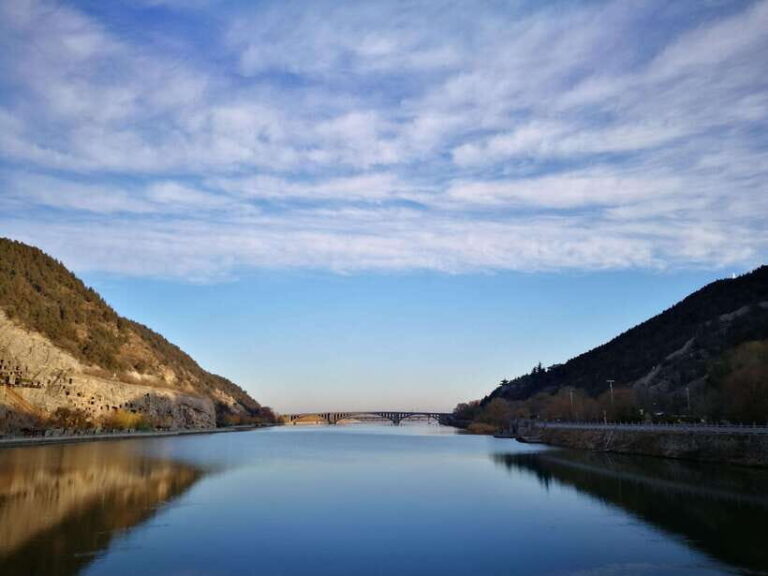 Luoyang: Shaolin Temple and Longmen Grottoes Day Trip - Why This Tour Offers Value