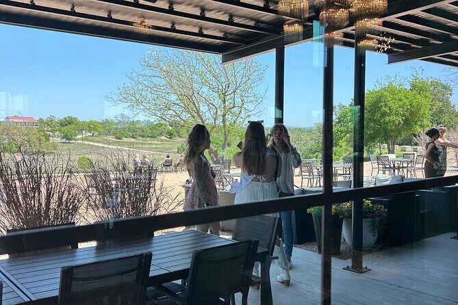 Luxe Hill Country Private Wine Adventure with Gourmet Lunch - What’s Included and What’s Not