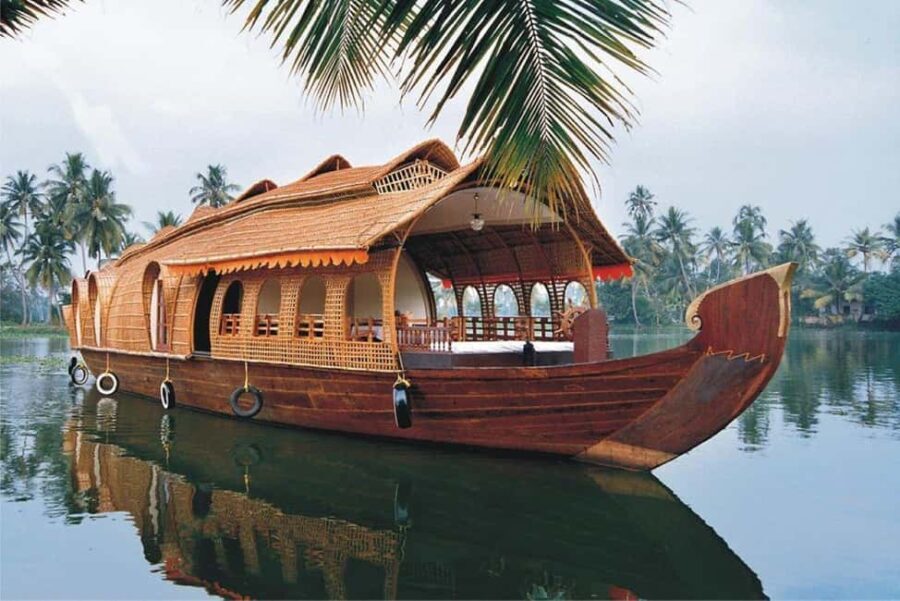 Luxurious, Overnight Alleppey Houseboat Tour (02 Days) - Who Should Consider This Tour?