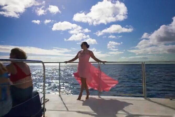 Luxury Catamaran Cruise from Oahu - The Complete Guide to the Luxury Catamaran Cruise from Oahu