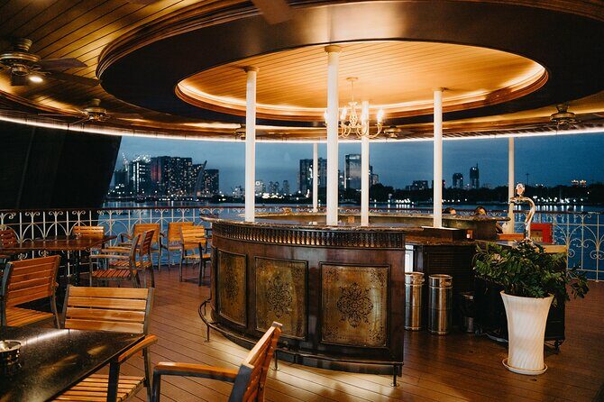 Luxury Dinner on Saigon Ben Thanh Princess Cruise with 3 Course - Who Should Consider This Experience?