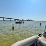 Luxury Pontoon Boat Rental - A Detailed Look at the Luxury Pontoon Boat Experience