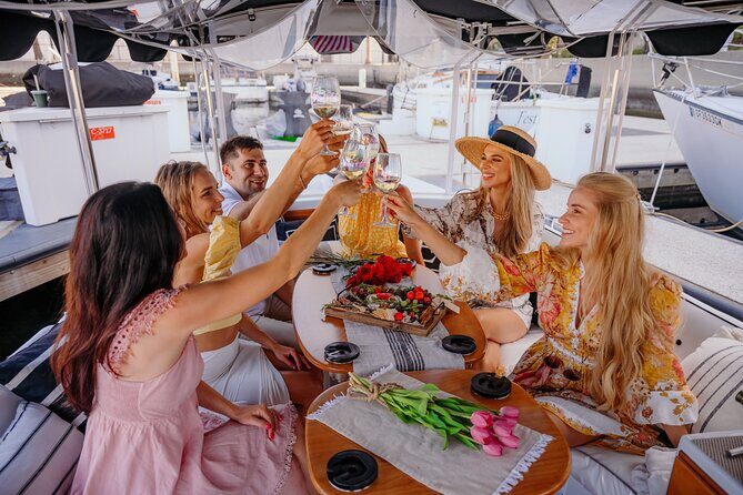 Luxury Shared E-Boat Cruise with Wine, Charcuterie & Sea Lions Spotting - In Summary: The Value and Experience