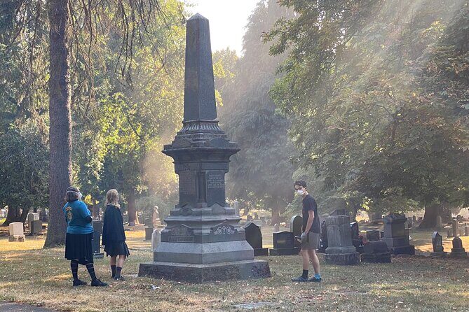 Macabre Ghost History of Portland, Oregon walking tour - The Value and Practicalities