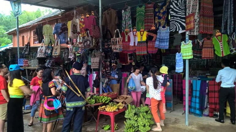 Mai Chau: 2-Day Trip with Trekking, Cycling, Food & Homestay - Key Points