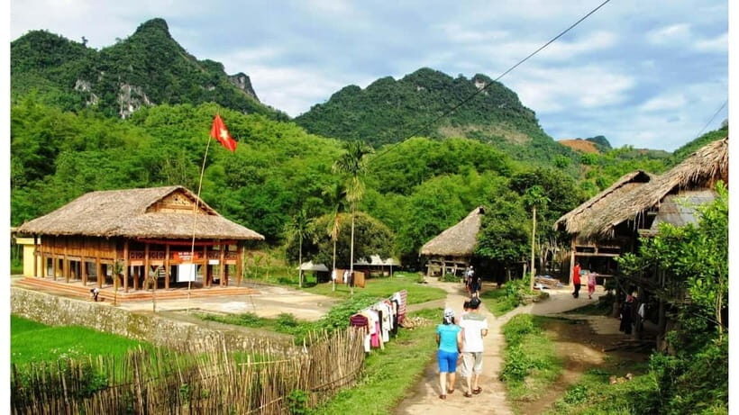 Mai Chau - Nature and Culture 1 Day Group or Private Tour - A Day in Mai Chau: What You Can Expect