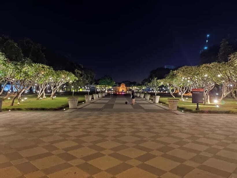 Manila: Enchanting Night Tour of Manila's Historic Landmarks - Fort Santiago: A Nighttime Reflection of History