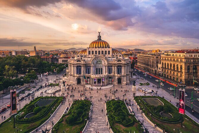 Mexico City Welcome Ride: Airport Pickup + 1-Hour City Highlights - Who Should Consider This Tour?