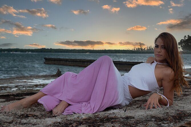 Miami Model Style Photoshoot with a Pro Model Photographer - Analyzing the Value of the Experience