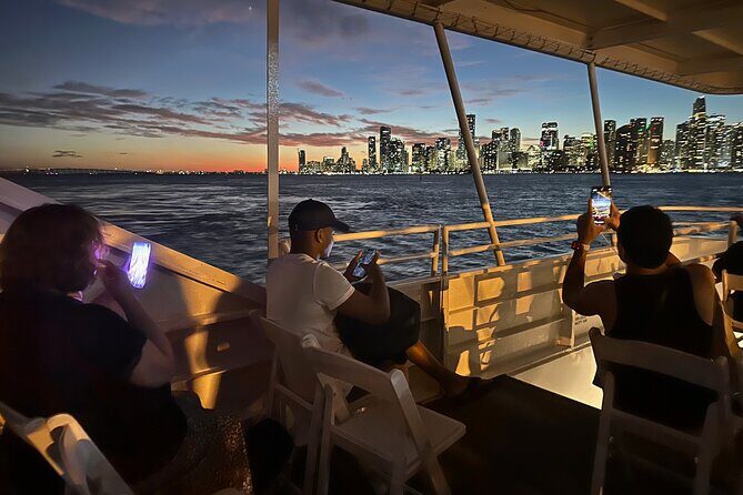Miami New Years Nightclub Boat Party on Biscayne Bay & Cash Bar - Who Should Consider This Cruise?