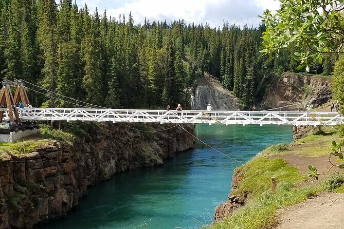 Miles Canyon: a Smartphone Audio Nature Tour - A Close Look at the Miles Canyon Smartphone Audio Tour