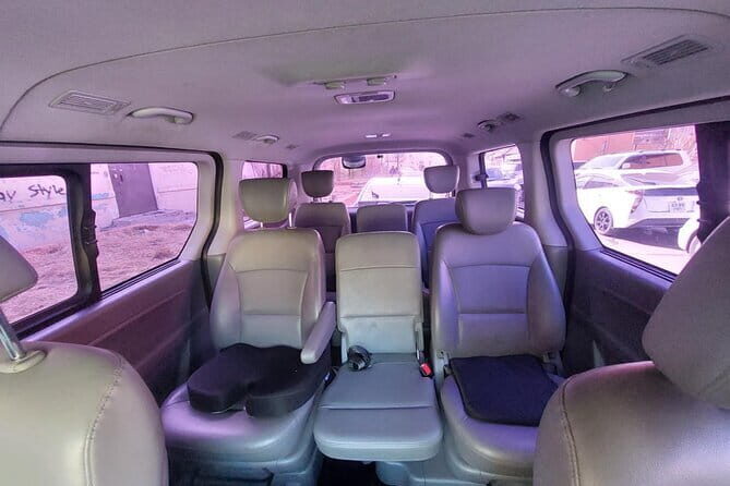 Mongolia - Sedan, Lexus, UAZ Minivan, 4WD Tour& Transport Service - In-Depth Look at the Itinerary and Vehicle Options