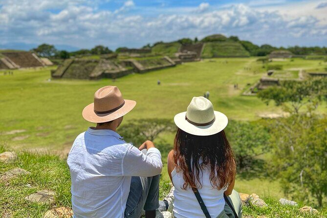Monte Alban, Alebrijes, Mezcal, Teotitlan and Tule Tree Tour - Exploring Oaxaca in a Day: A Closer Look at the Tour