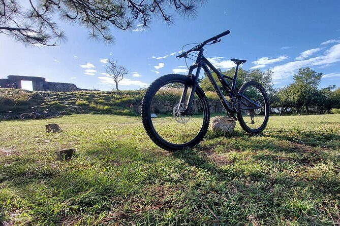 Monte Albán Bike Tour: history, culture and scenery.