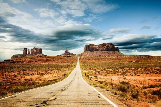 Monument Valley/Navajo Indian Reservation from Sedona/Flagstaff - A Closer Look at the Tour Experience