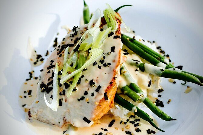 Moonlight Dinner Cruise in Honolulu - FAQs