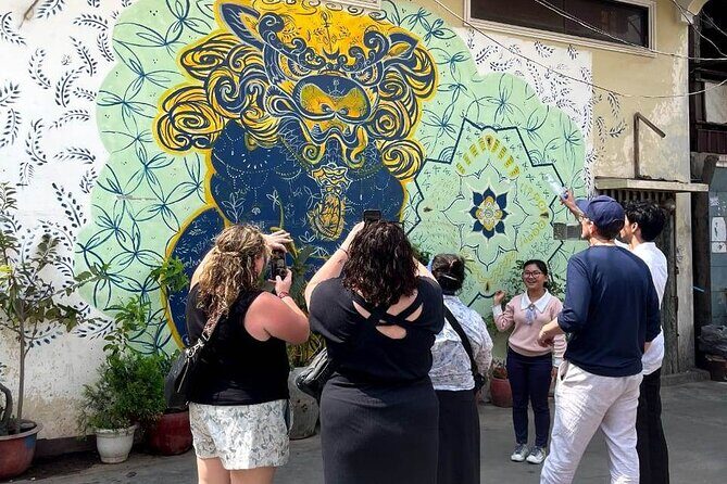 Morning Market and Street Art Tour, Including Breakfast and all Transport - Why This Tour Works Well for Travelers